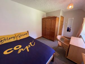 Photo 19- click for photo gallery